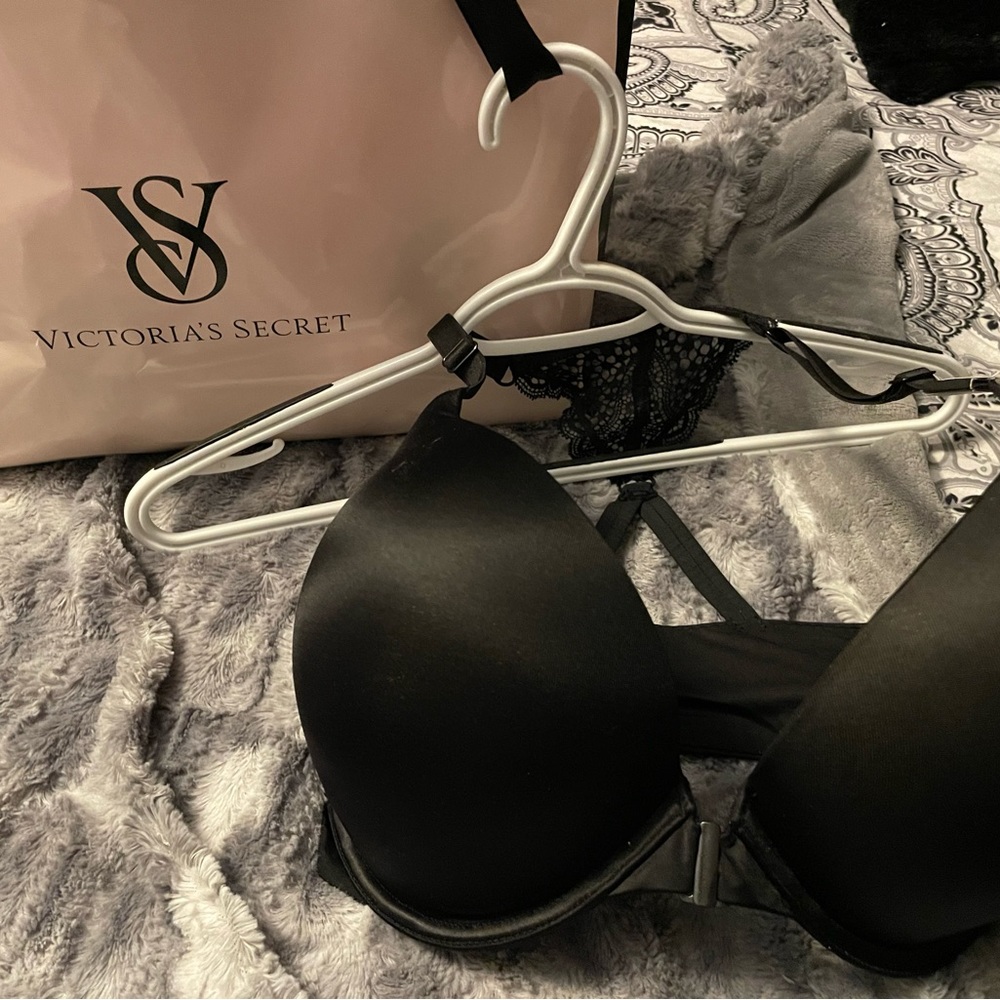 Victoria secret bombshell front closure bra that will add 2 cup sizes.